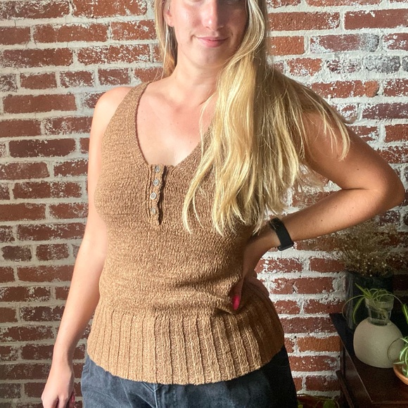 Universal Thread Tops - COPY - Universal Thread brown knit tank